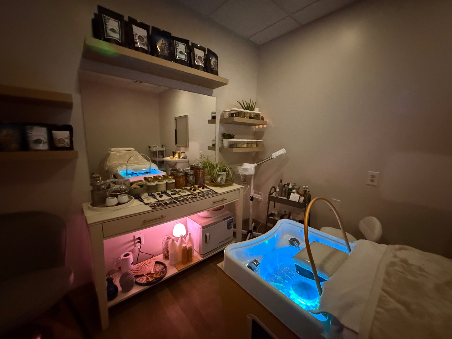 60 Minutes | Temple Head Spa Experience